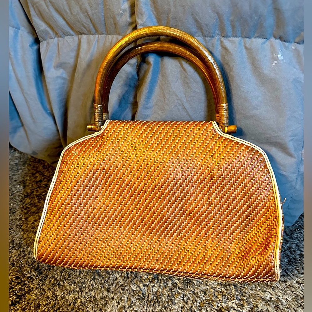Marlo woven tan handbag with brown wooden handles